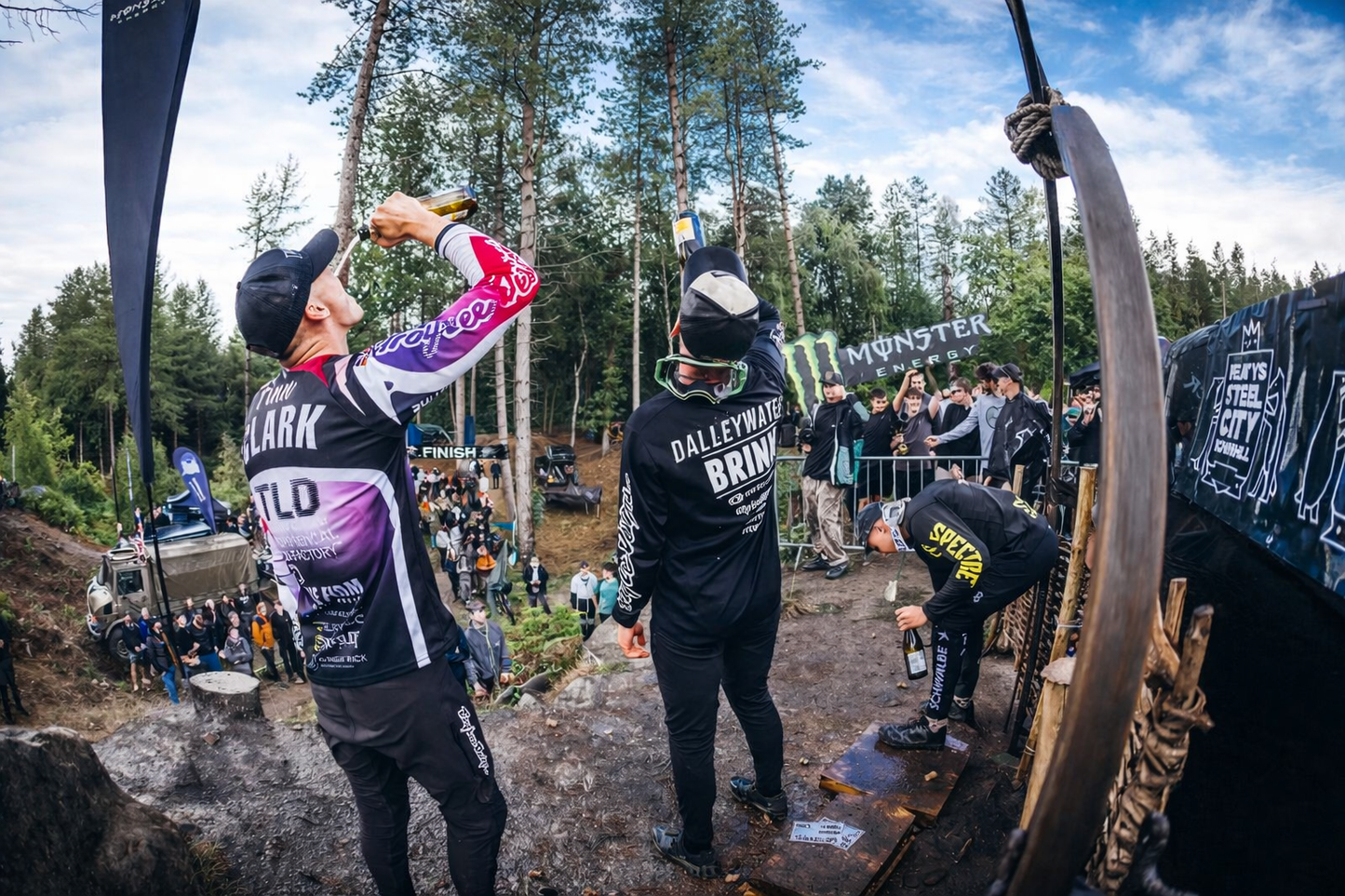 Ride Wrap Tailored Kit Winner